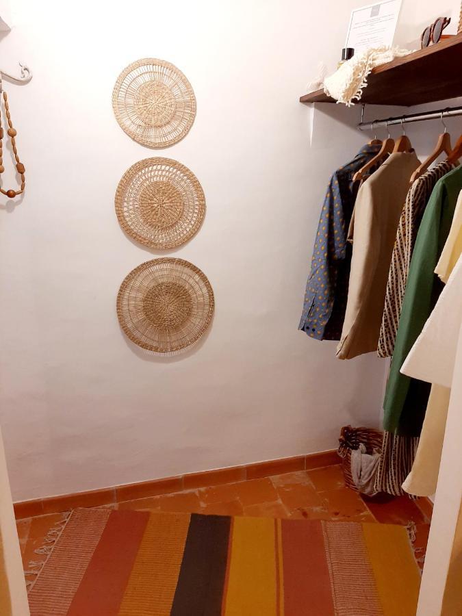 La Vita Dolce, Luberon Grambois ภายนอก รูปภาพ