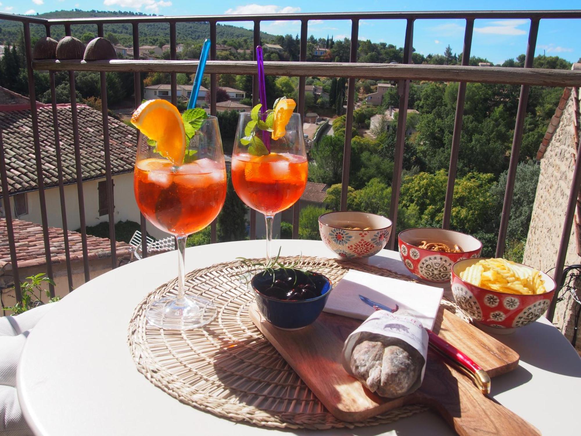 La Vita Dolce, Luberon Grambois ภายนอก รูปภาพ