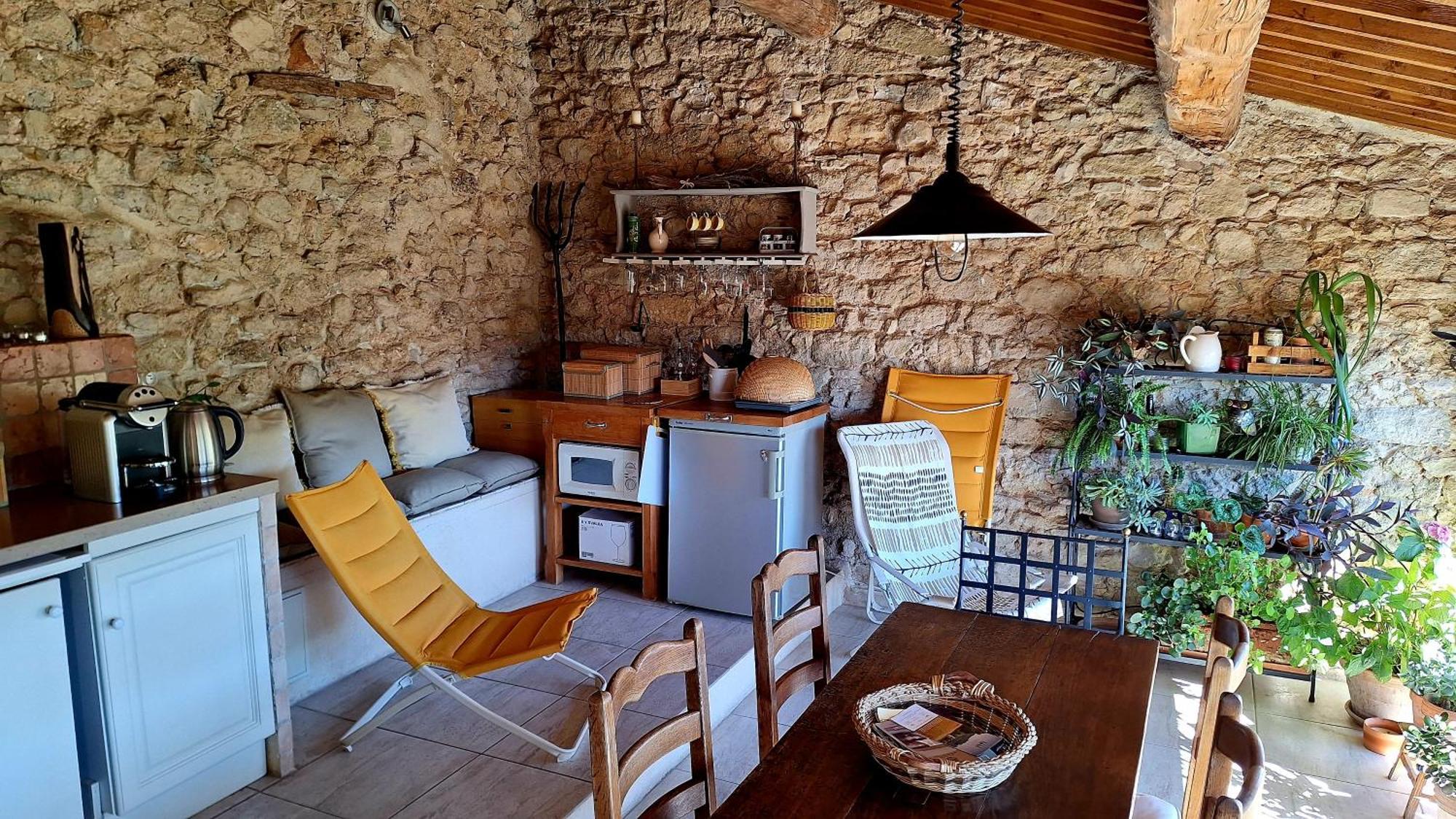 La Vita Dolce, Luberon Grambois ภายนอก รูปภาพ